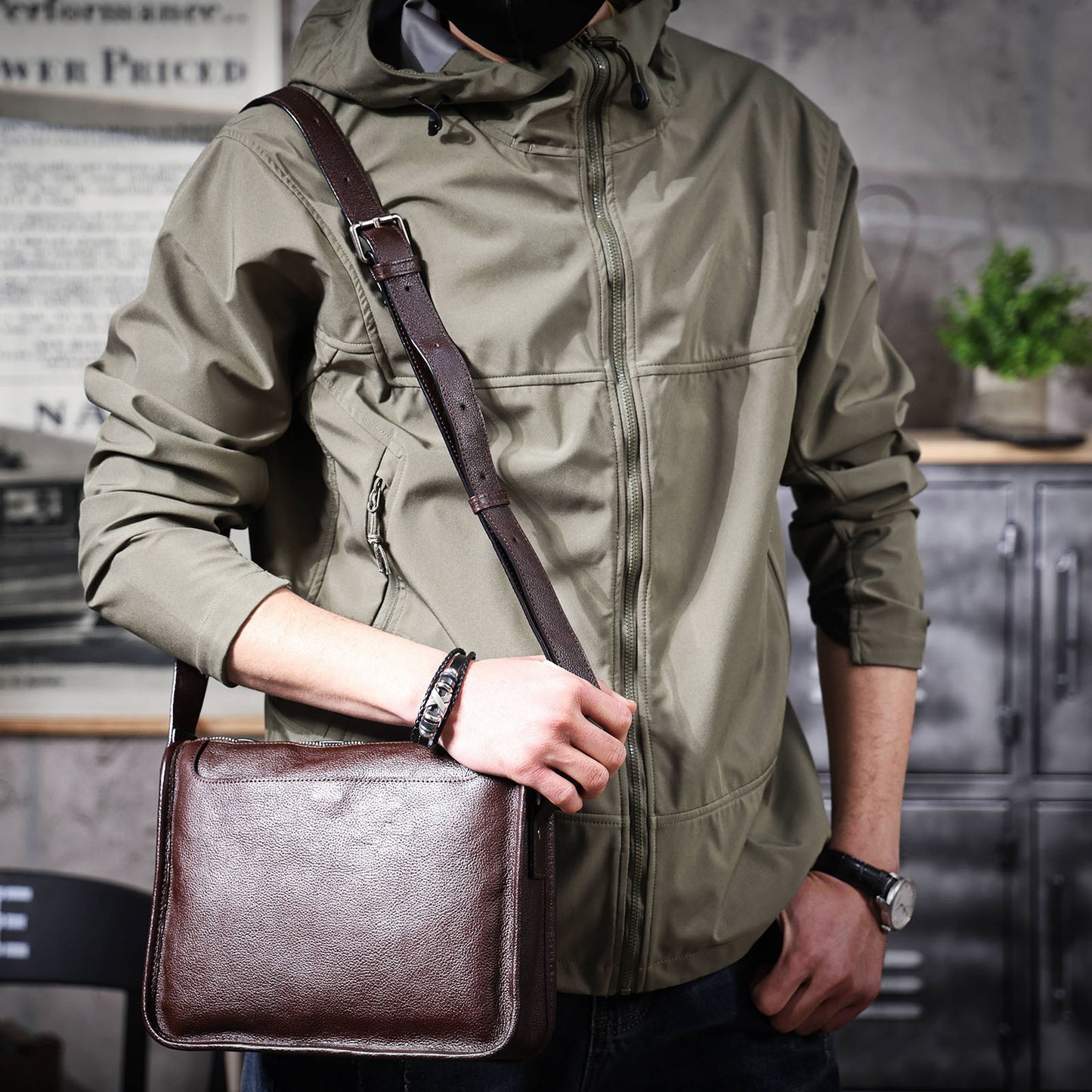 Men's First Layer Cowhide Retro Handmade Vegetable Men's Messenger Bags