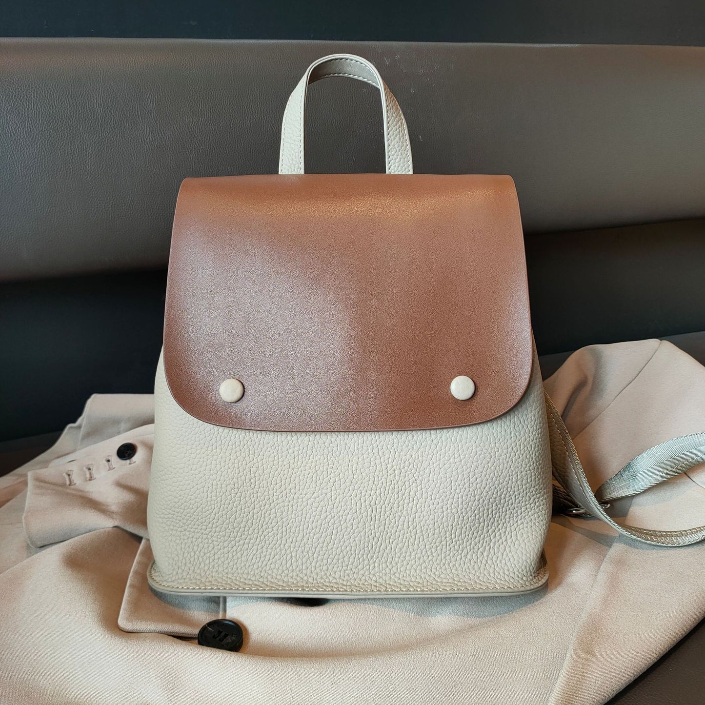 Women's Leather Korean Fashion College High-grade Backpacks
