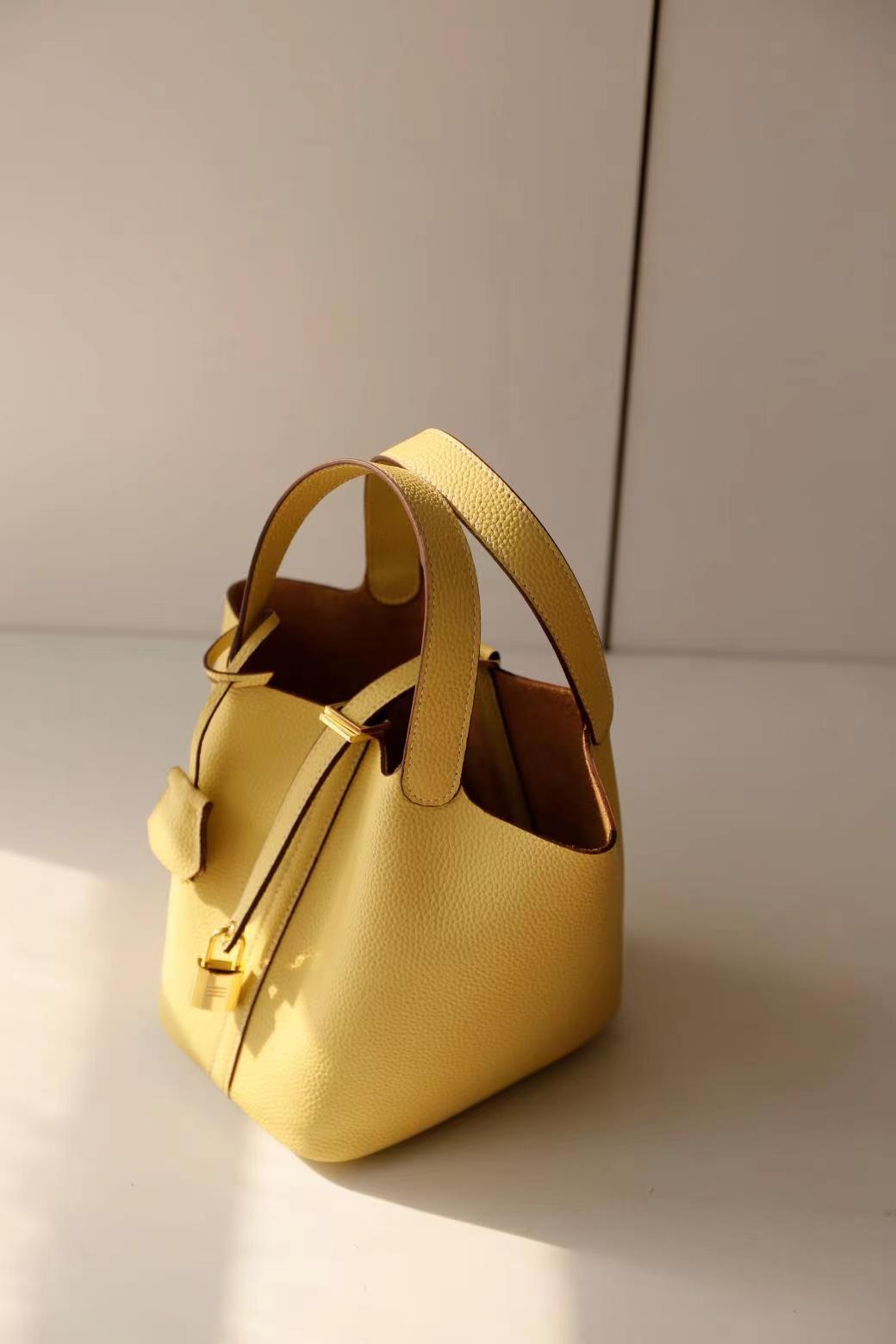 Women's Basket Lychee Pattern First Layer Cowhide Solid Bucket Bags