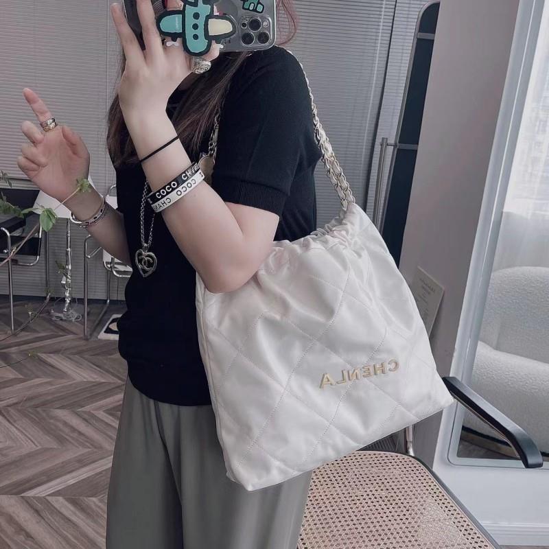 Women's Rhombus Gold Chain Underarm Garbage Large Shoulder Bags