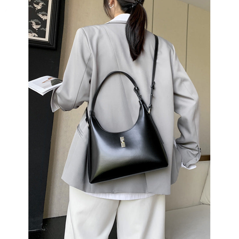 Design Genuine Leather Retro Baguette Underarm Armpit Bags