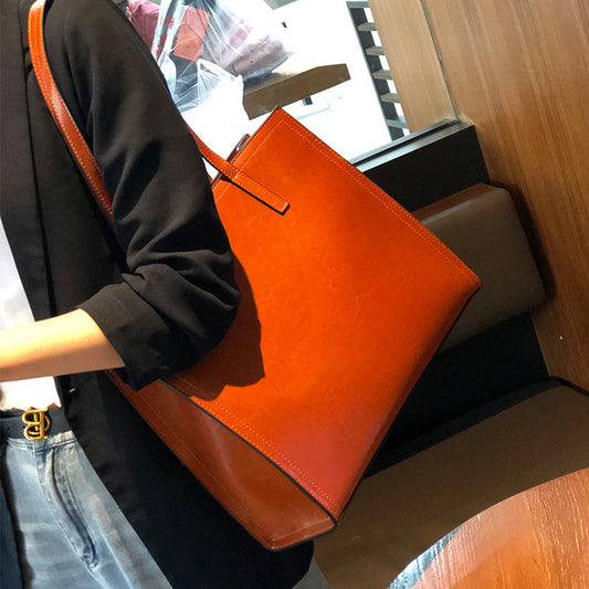 Women's Cowhide Big High-grade Retro Easy Matching Handbags