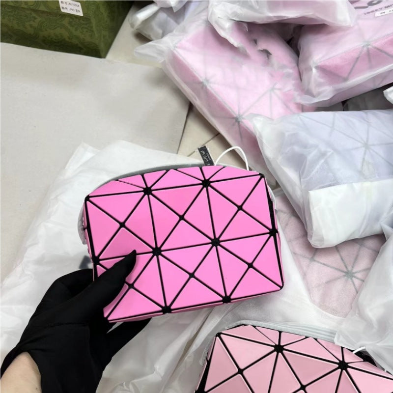 Geometric Diamond Pattern September Cupid Box Small Square Bags