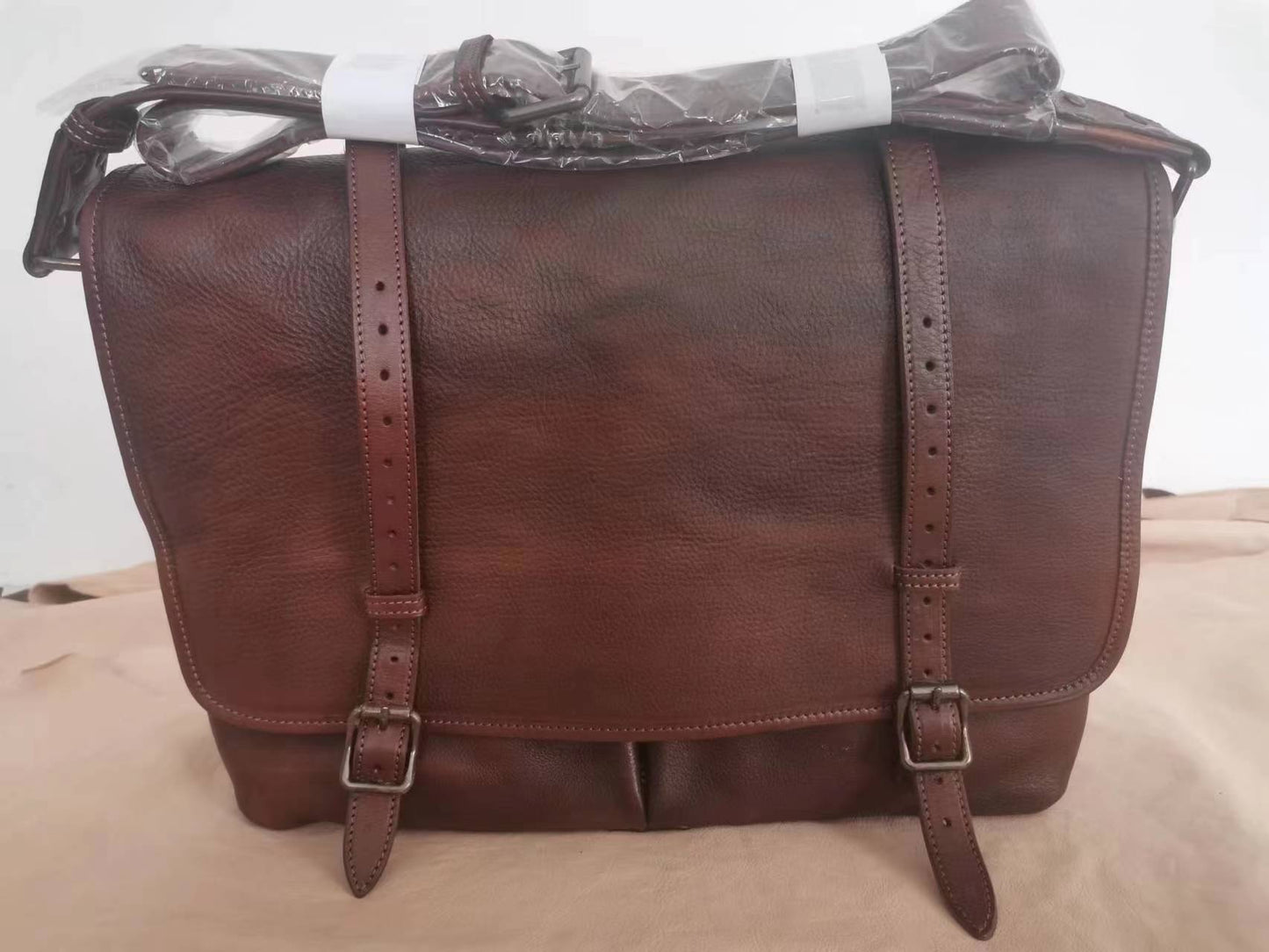 Men's Retro Cowhide Commuter Portable Green Motorcycle Men's Messenger Bags