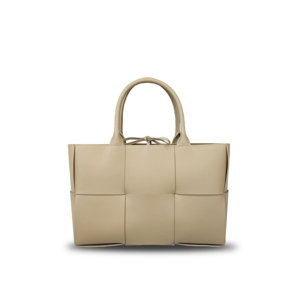 Women's Cowhide Hand-woven Fashion Genuine Leather Portable Tote Bags