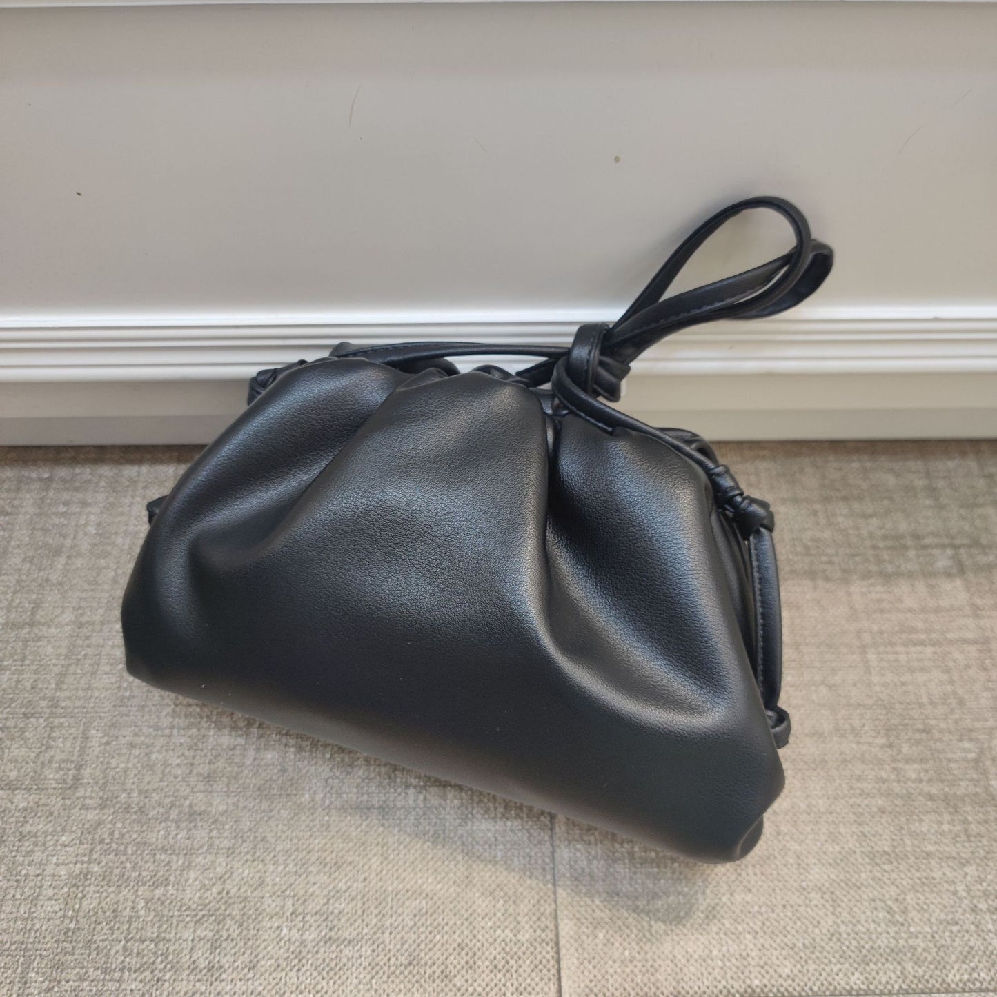 Women's Cloud Size Korean Style Pleated Clip Bags