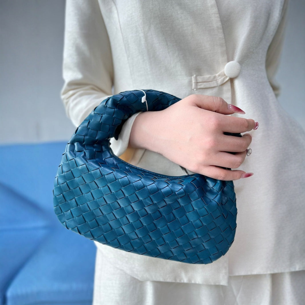 Elegant New Handmade Horn Portable Dumplings Handbags