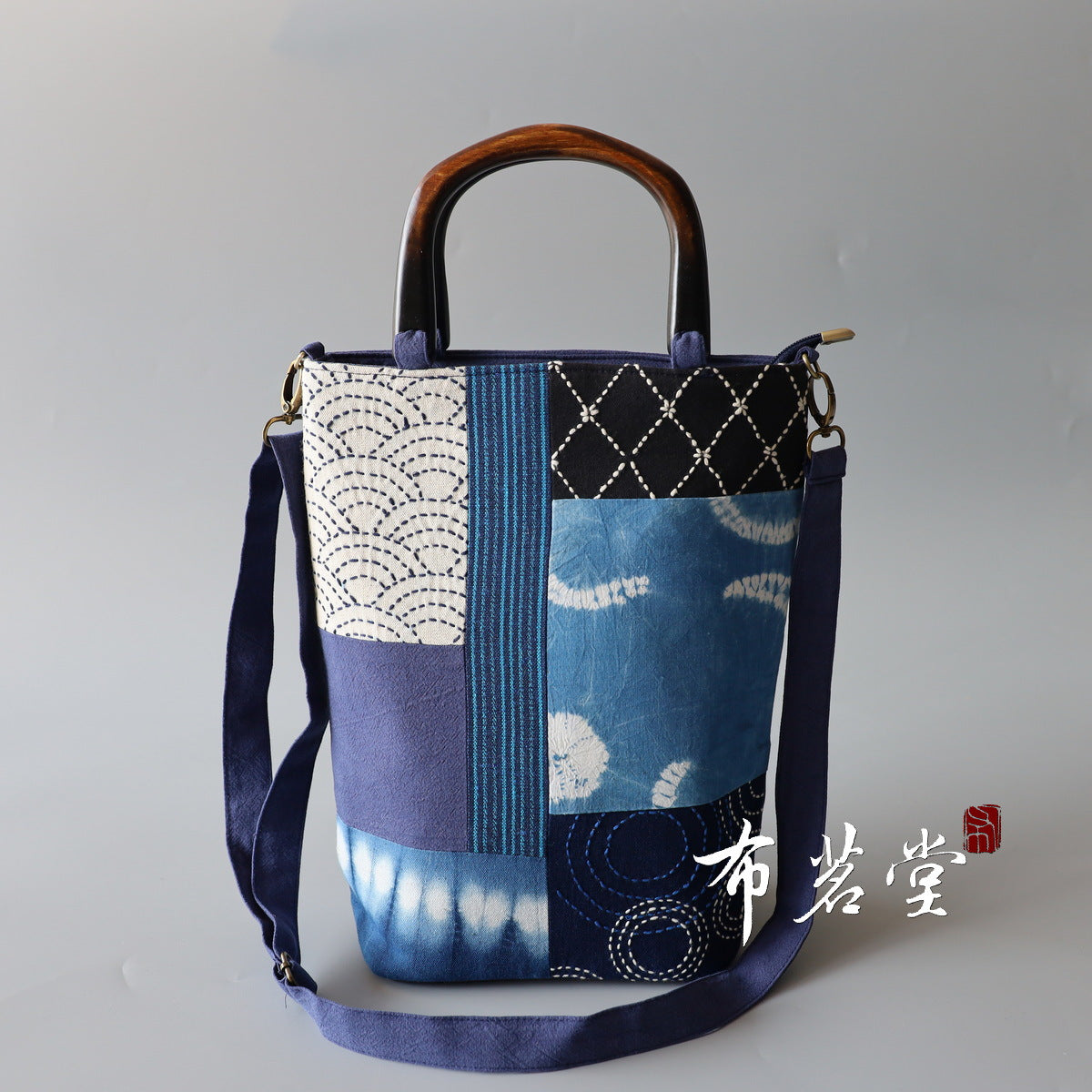 Classy Handmade Patchwork Tube-shaped Wooden Wind Handbags