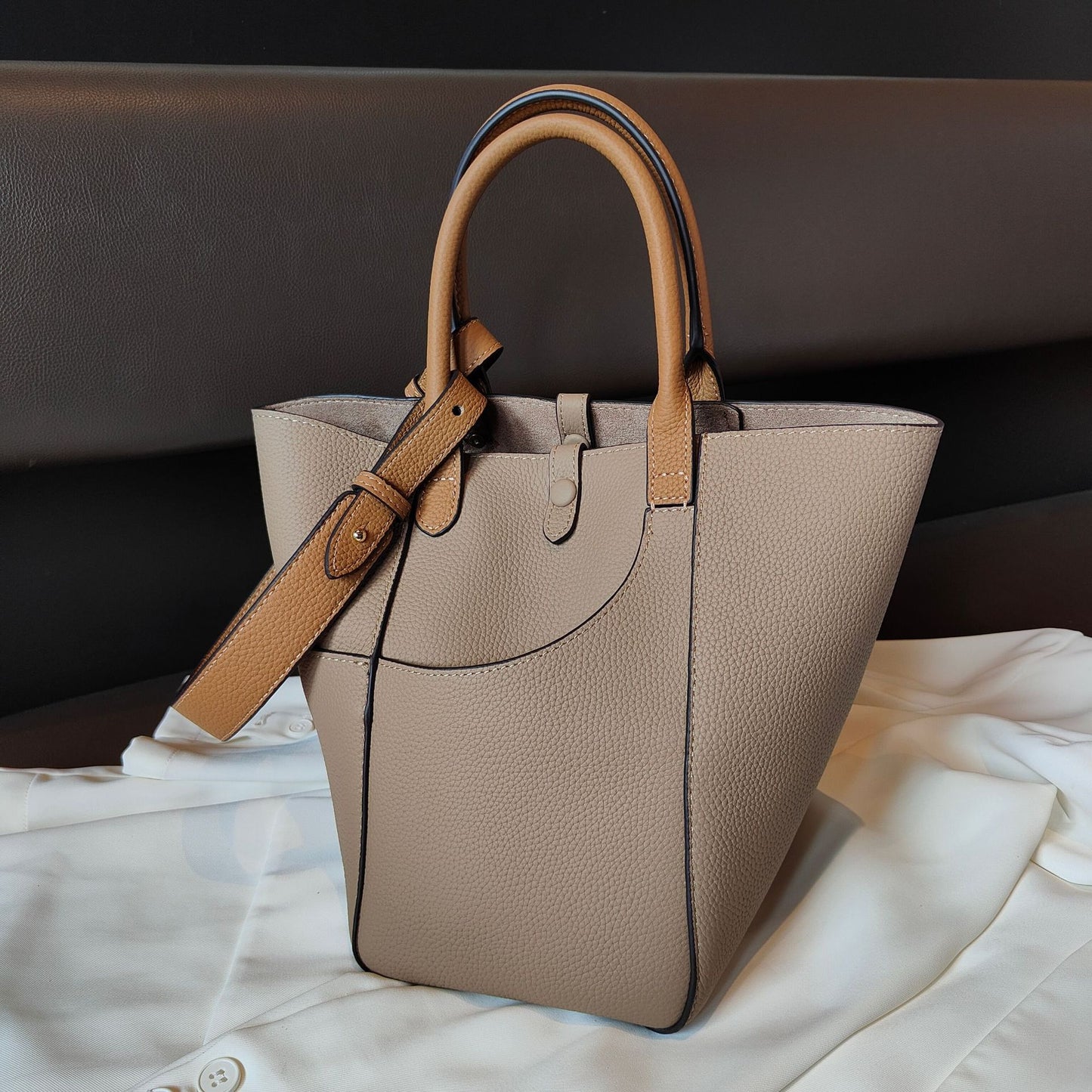 Women's Hailing High-grade First Layer Cowhide Commuter Bags