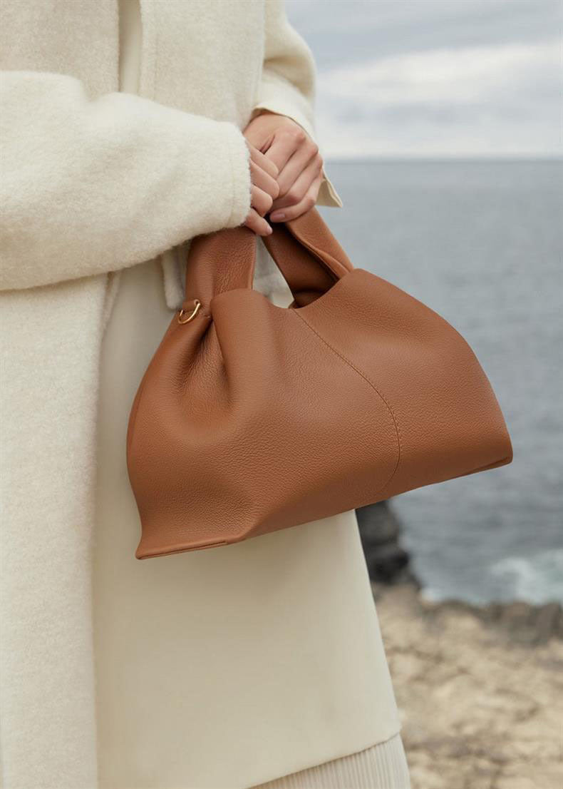 Women's French Minority Solid Color Lunch Box Shoulder Bags