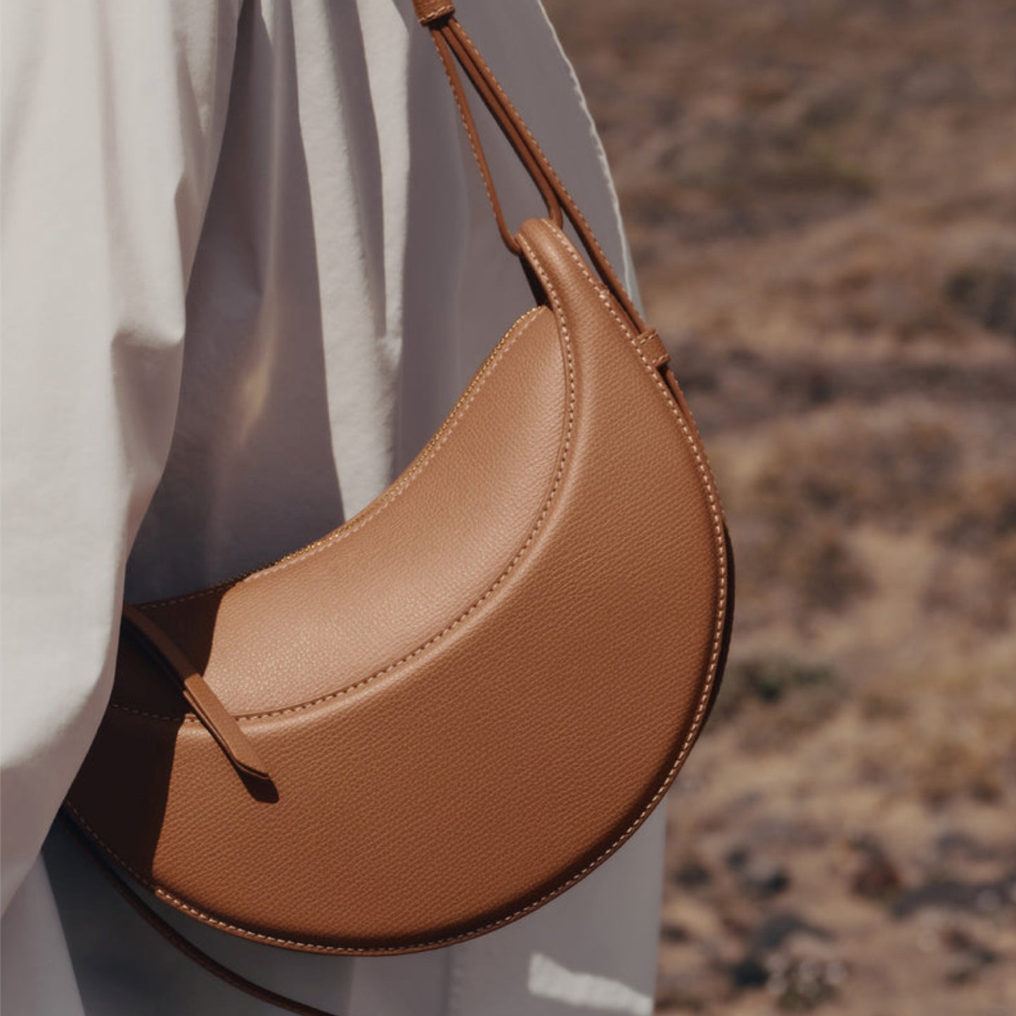 Women's Selenodont Saddle Special Interest Light Luxury Shoulder Bags