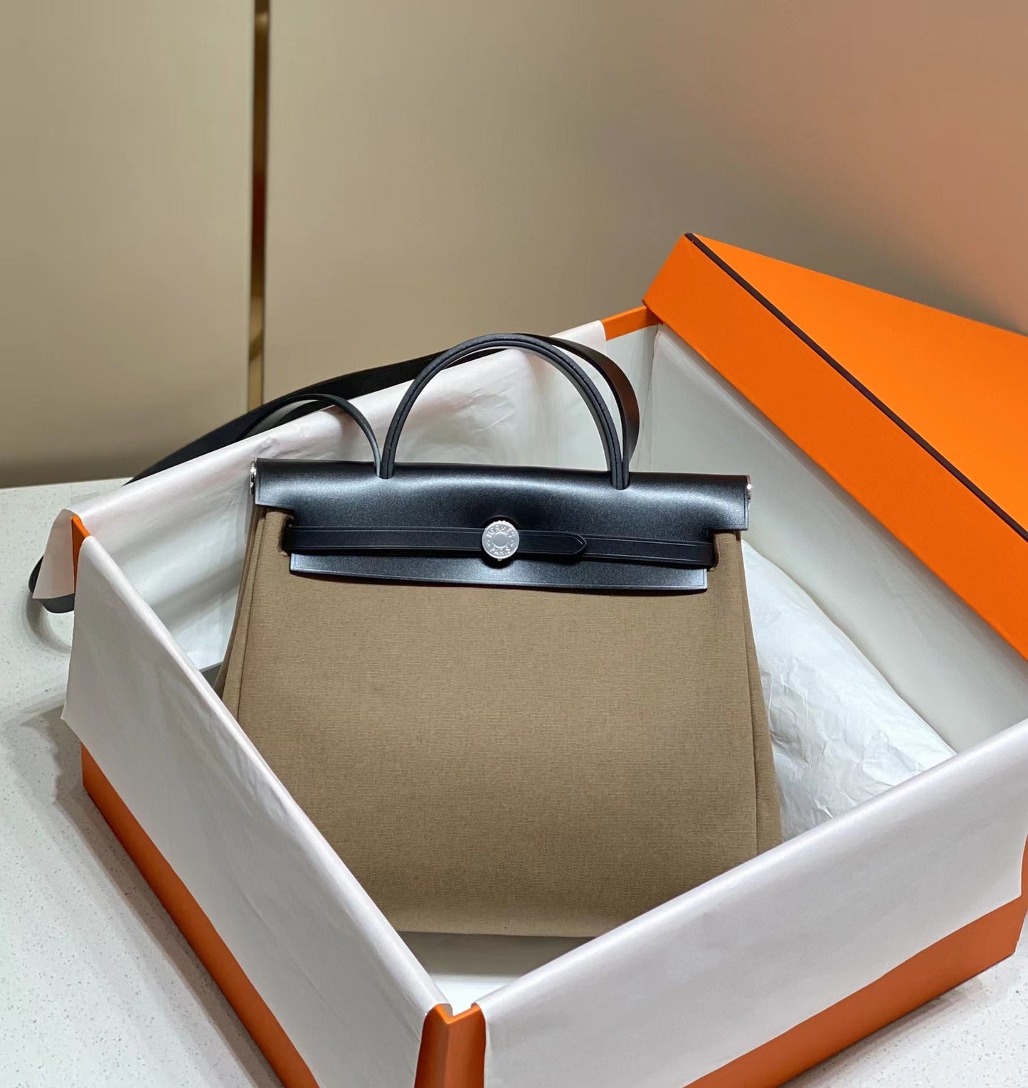 Handmade Wax Line Genuine Leather Inner Seam Tote Bags