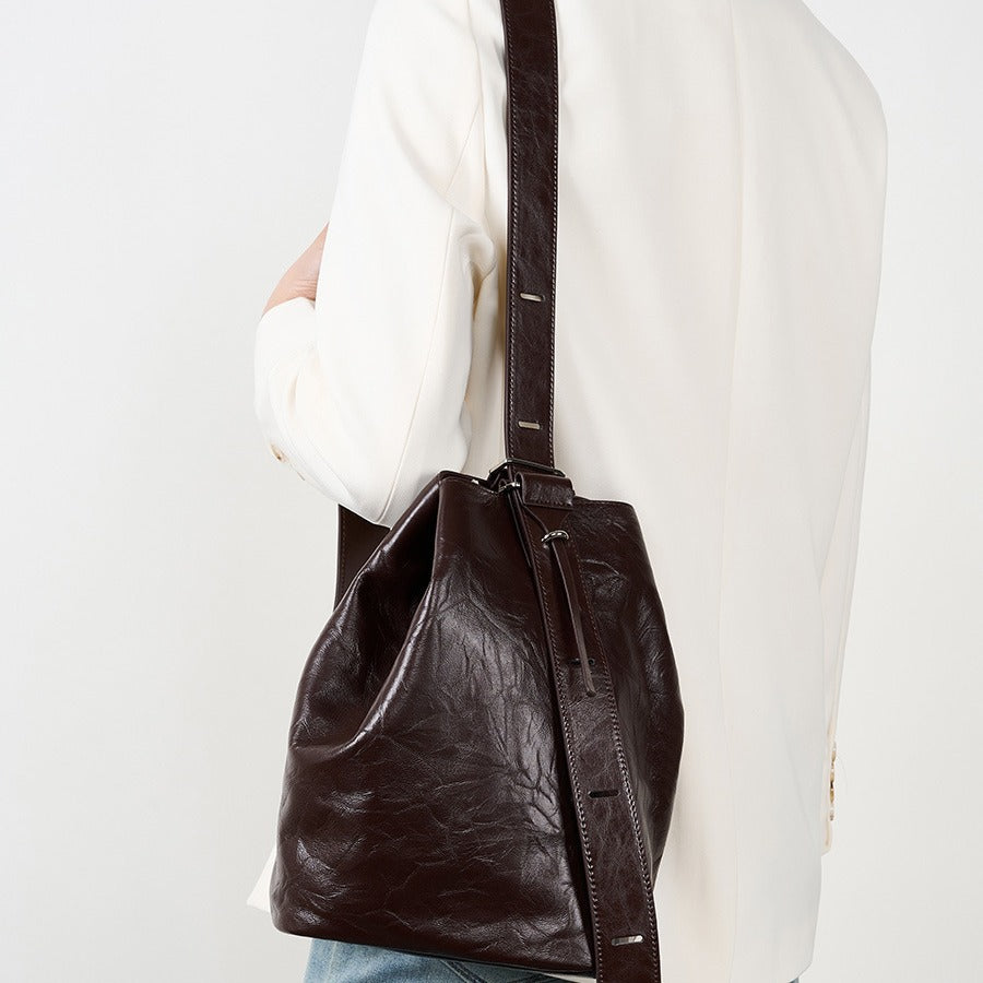 Women's Layer Cowhide High-grade Retro Genuine Leather Crossbody Bags