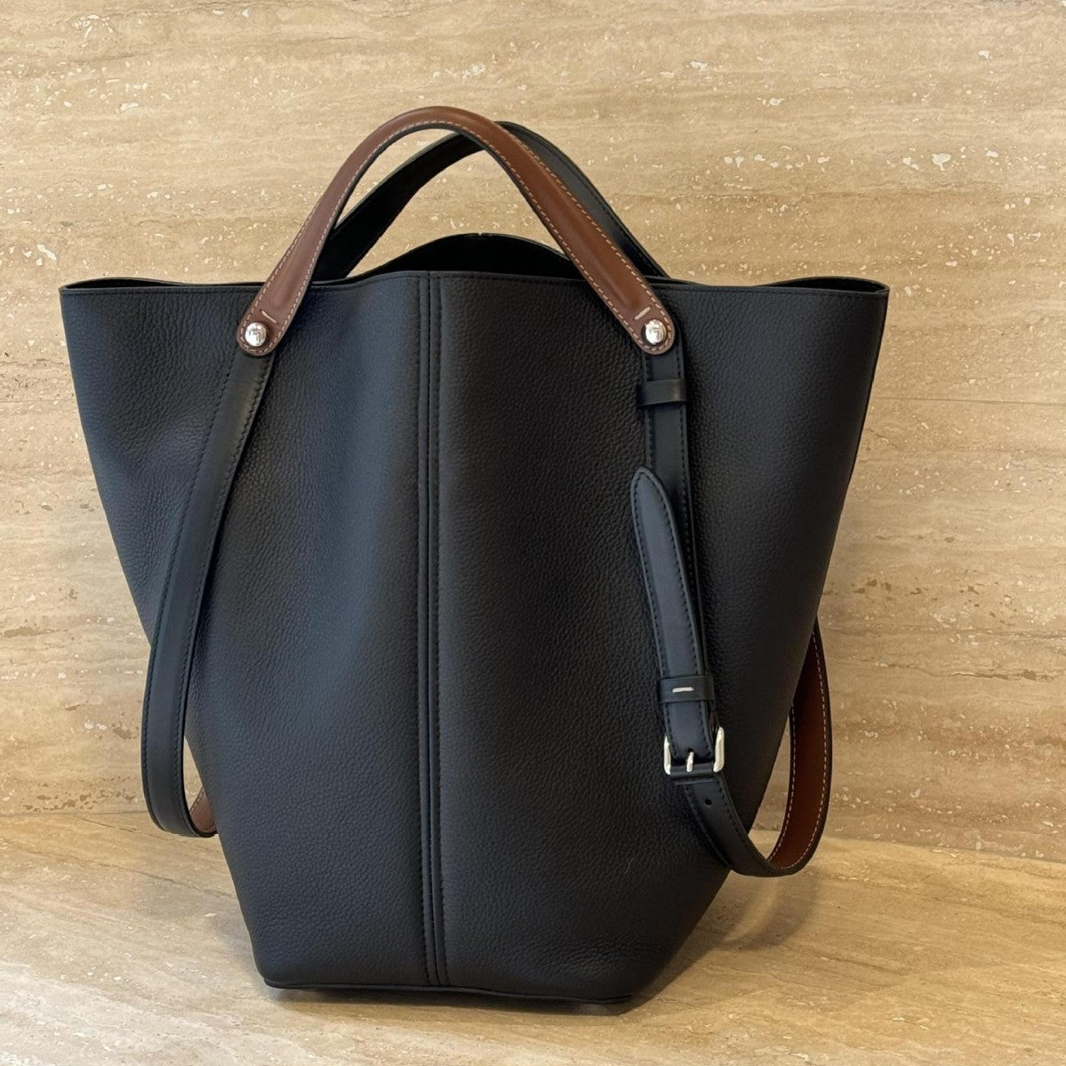 Layer Cowhide Large Capacity Commuter Unique Bucket Bags