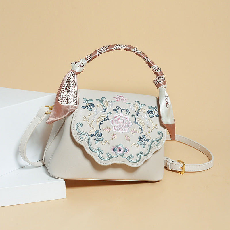 Female Chinese Fashion Embroidery Artistic Niche Crossbody Bags
