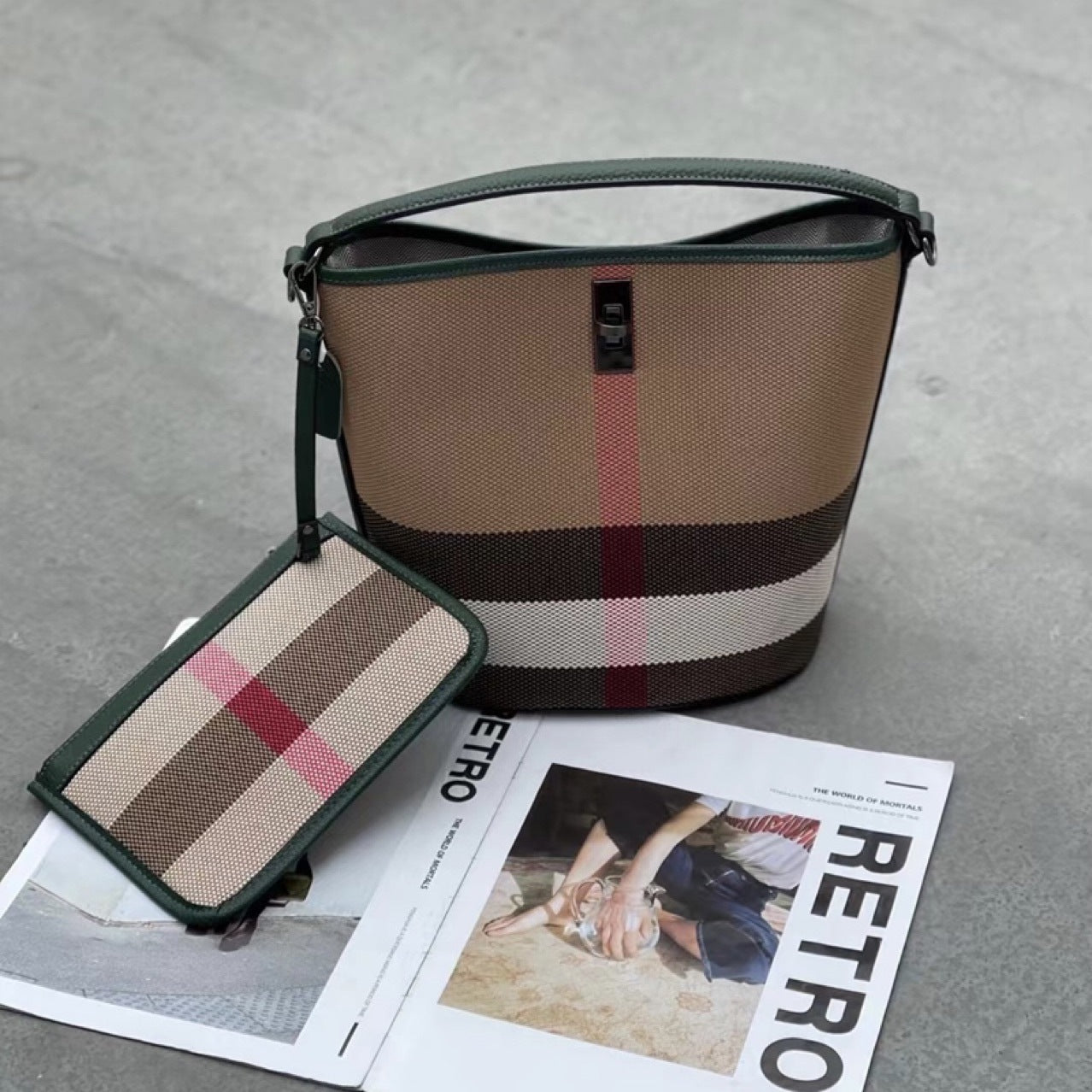 Women's High-grade Genuine Leather Fashionable Plaid Handbags