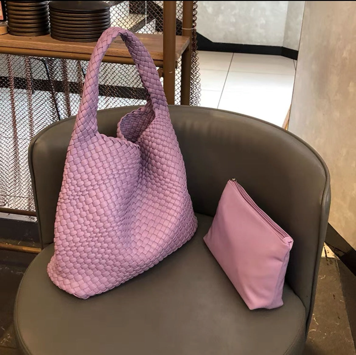 Capacity Hand-woven Female Fashion Simple Hand Bucket Bags