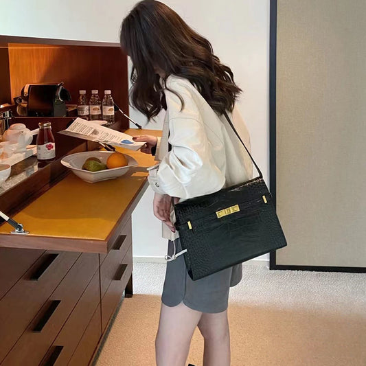 Women's Genuine Leather Manhattan Fashion Baguette Kelly Shoulder Bags