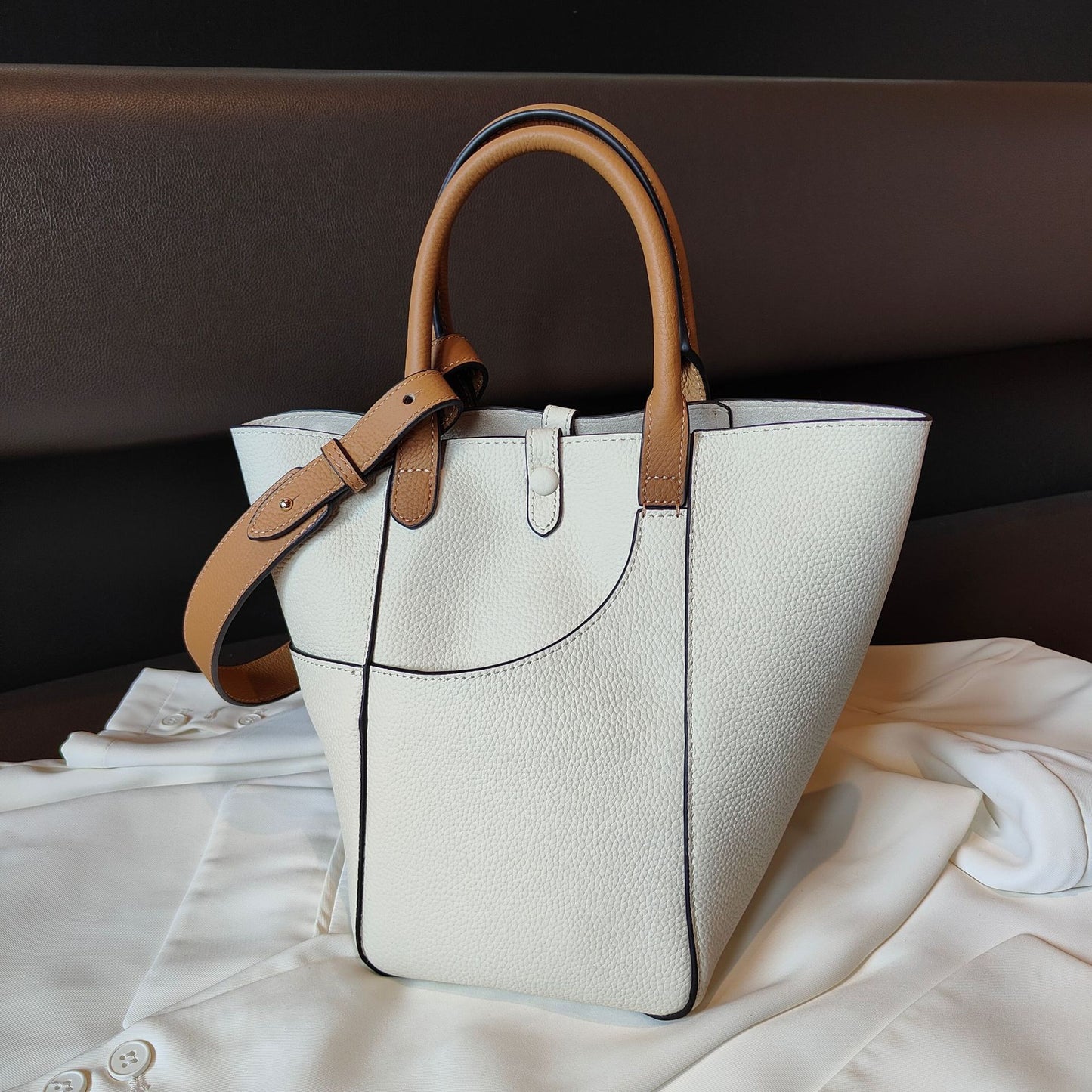 Women's Hailing High-grade First Layer Cowhide Commuter Bags