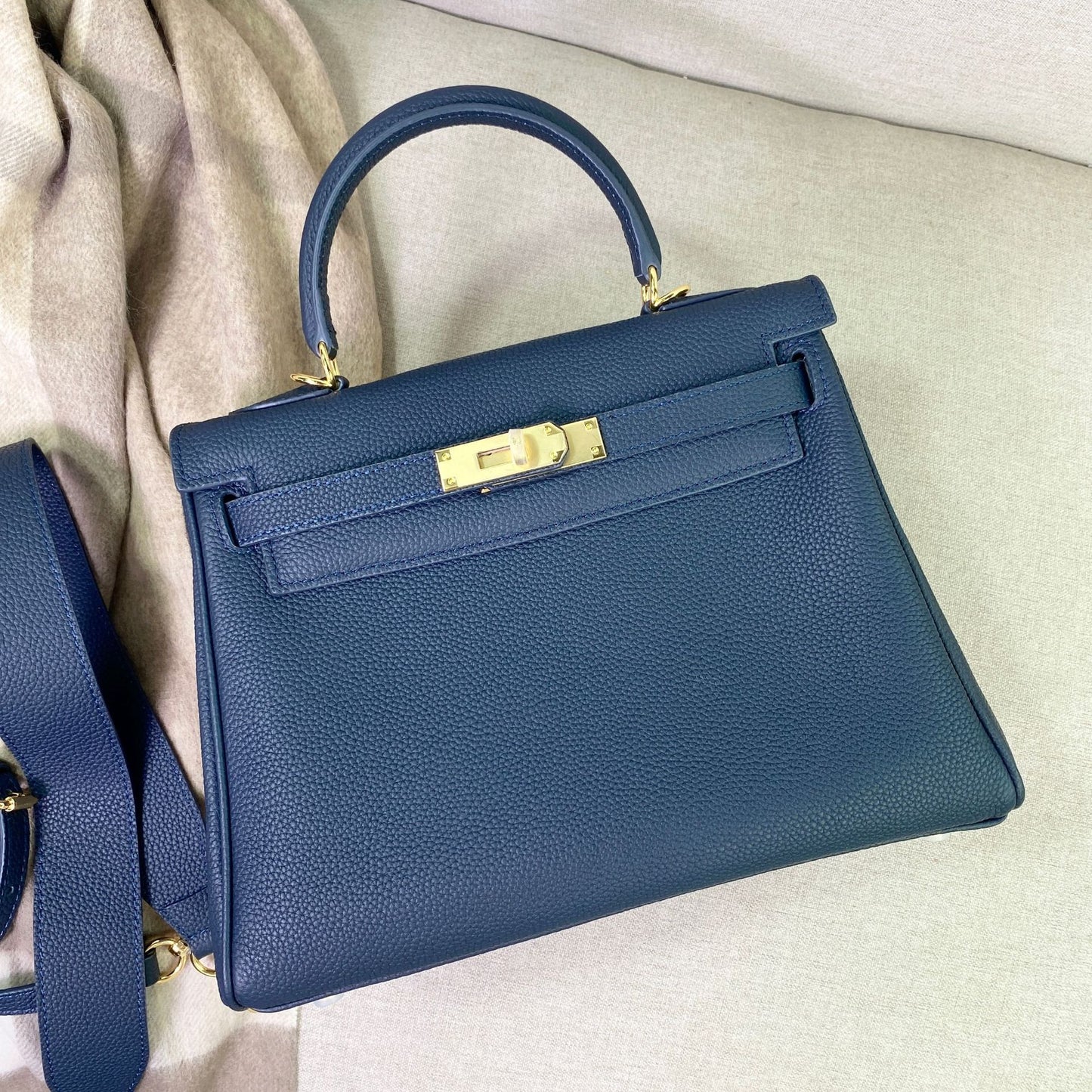 Women's Top Layer Cow Leather Wide Strap Shoulder Bags