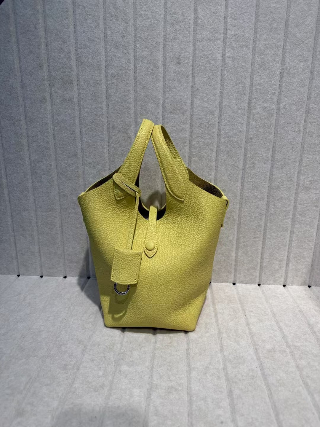Women's Than The No Refund Or Exchange Genuine Small Square Bags