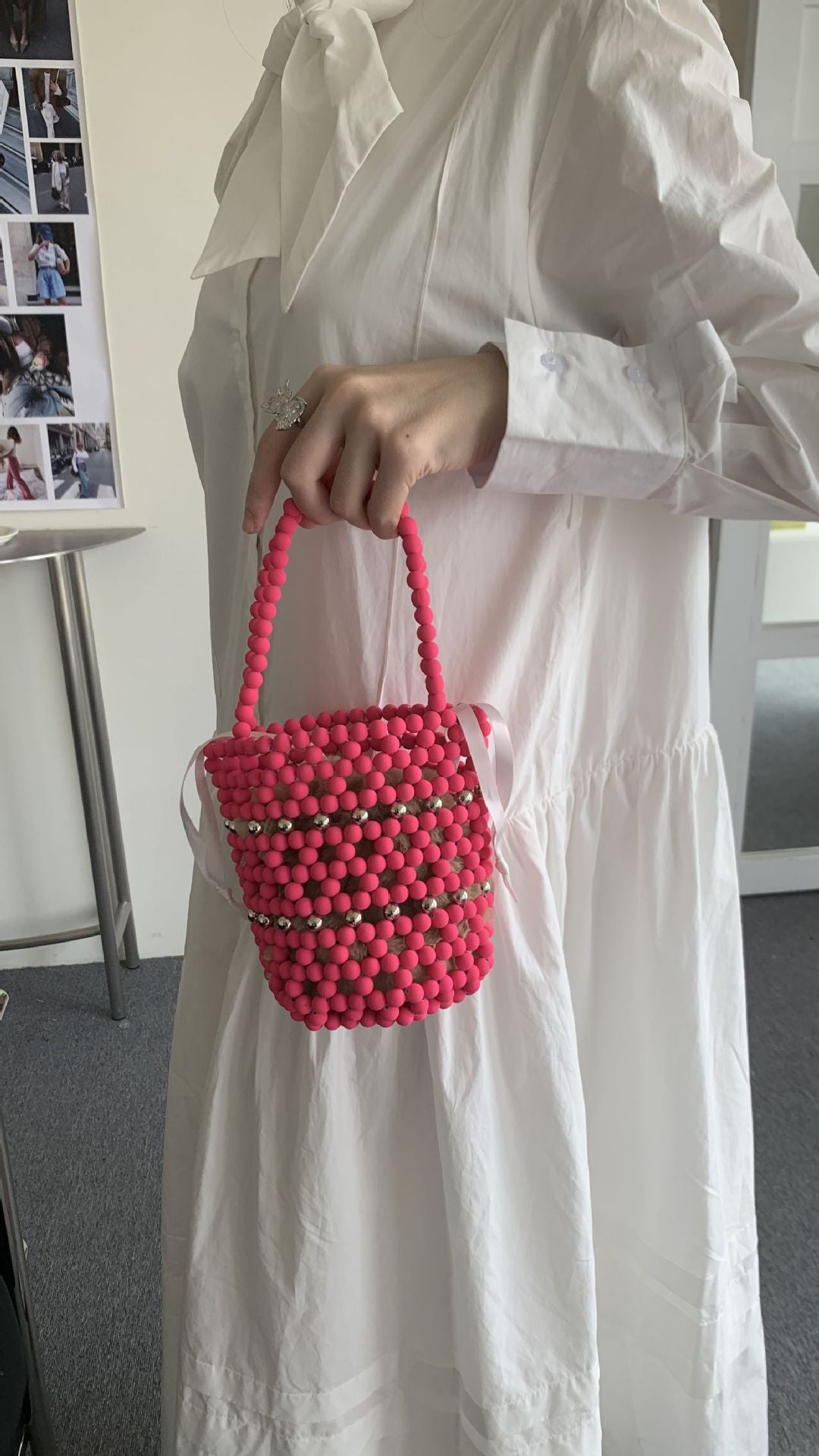 Women's Hand-woven With Wooden Beads Decoration Versatile Vacation Style Bucket Bags