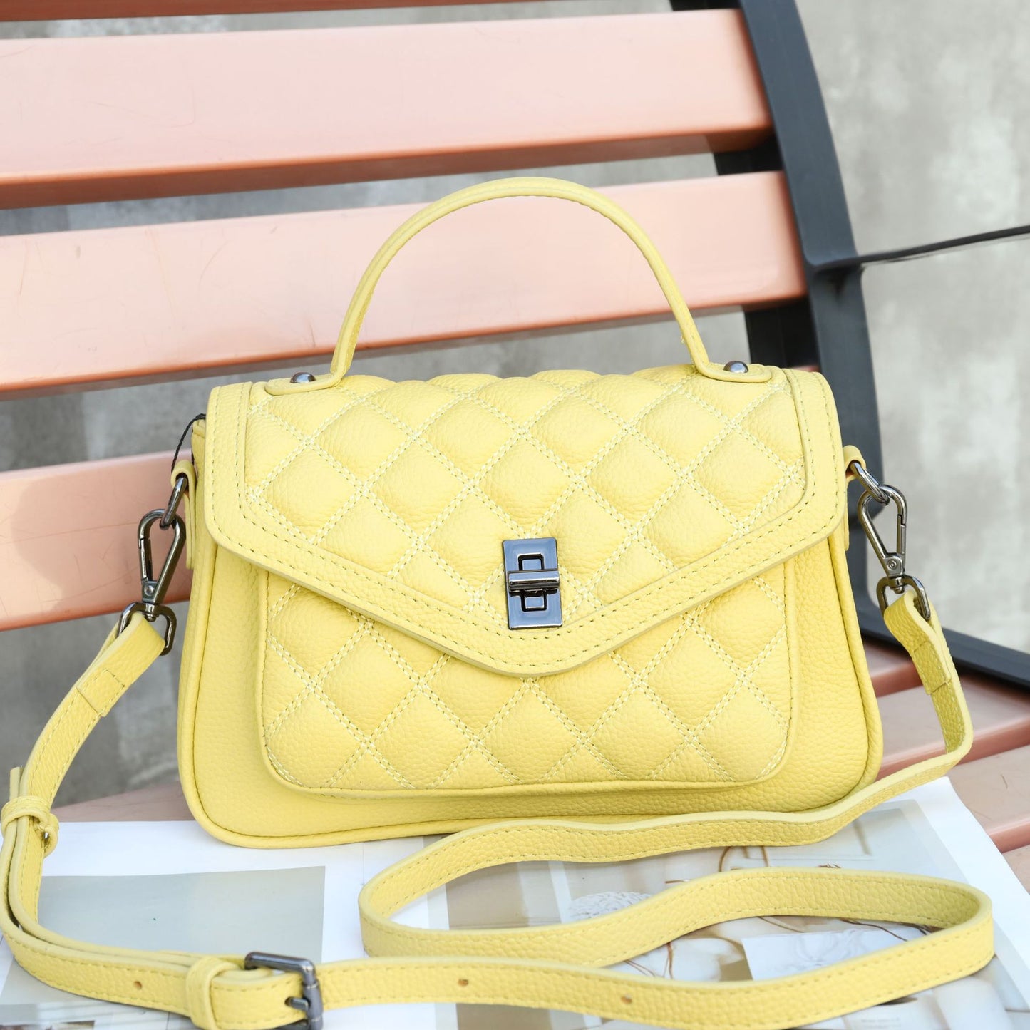 Women's High-grade Spring Diamond Fashion Versatile Handbags