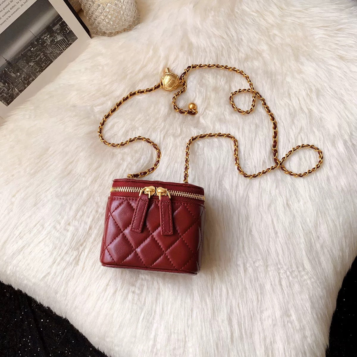 Classic Style Golden Balls Box Rhombus Small Square Bags