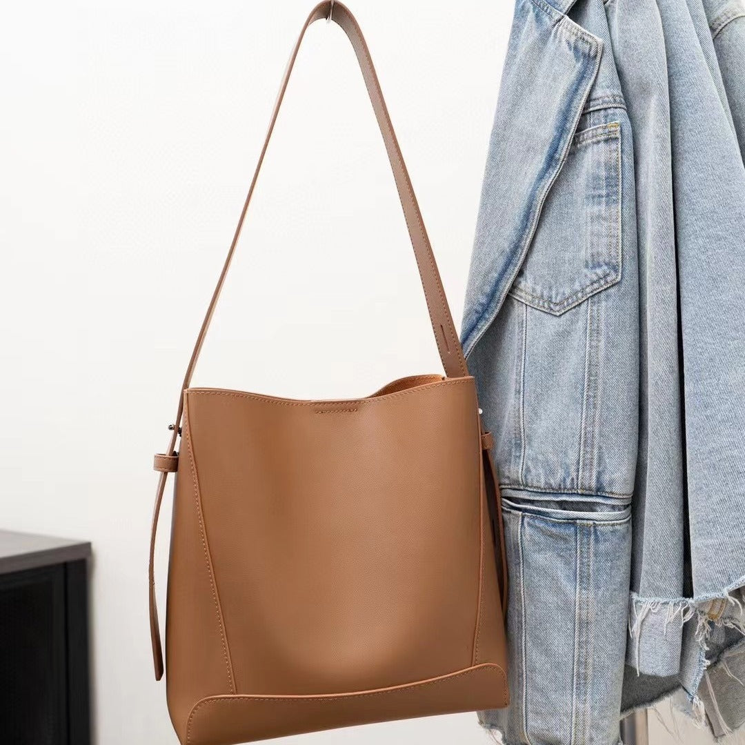 Women's Big Genuine Leather Large Capacity Commuter Bucket Bags