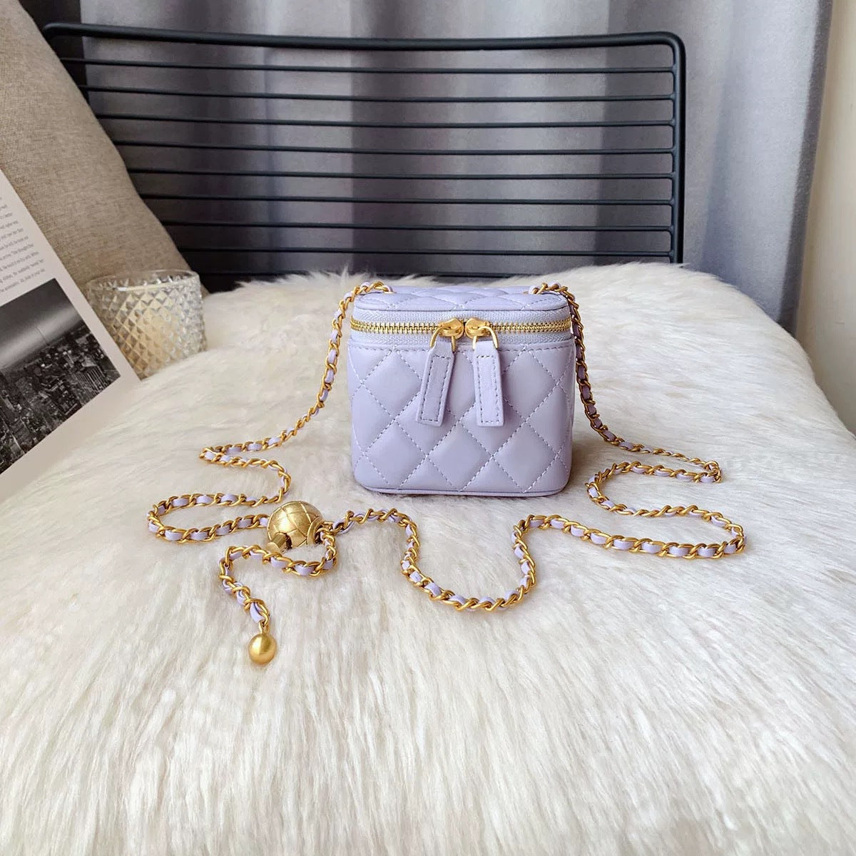 Classic Style Golden Balls Box Rhombus Small Square Bags