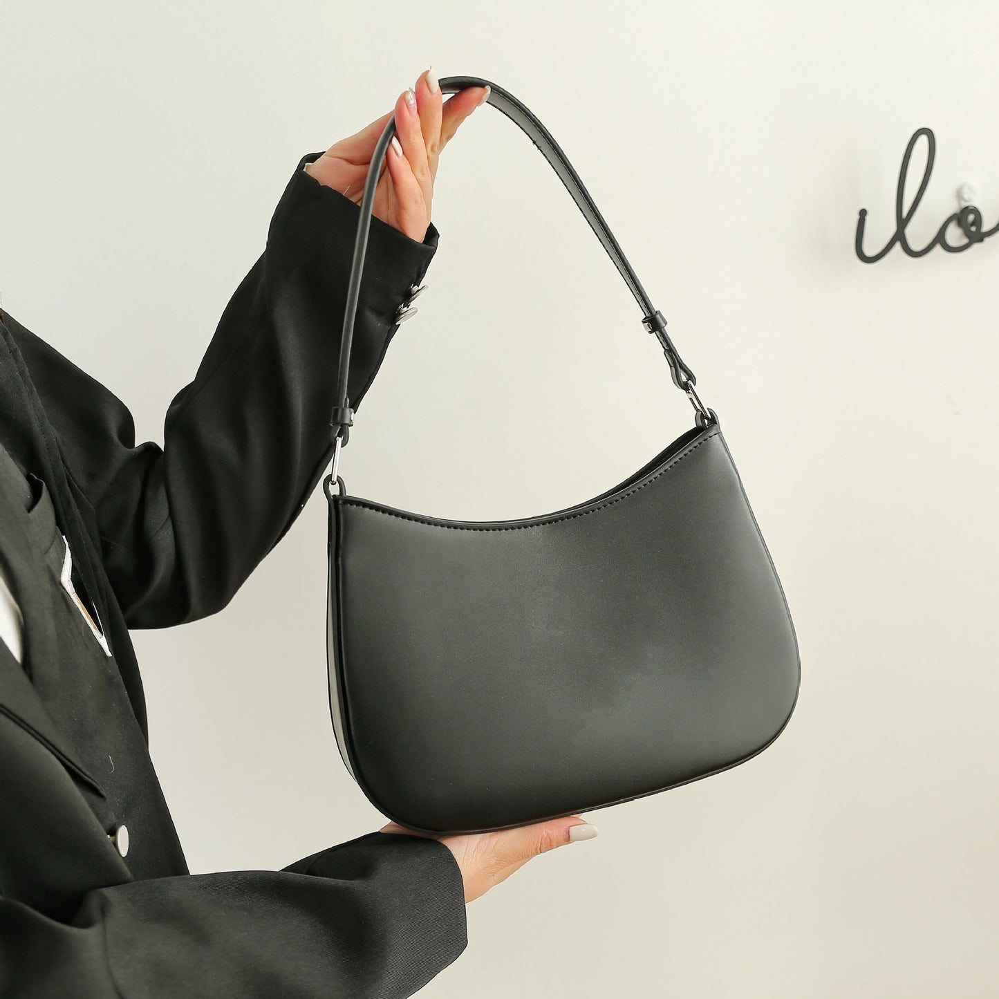 Women's Sense Niche Underarm Simple Fashion Light Shoulder Bags