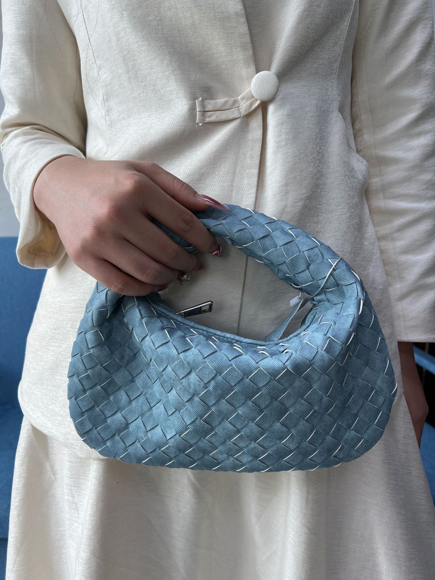Knotted Hand-woven Horn Portable Dumpling Lot Handbags