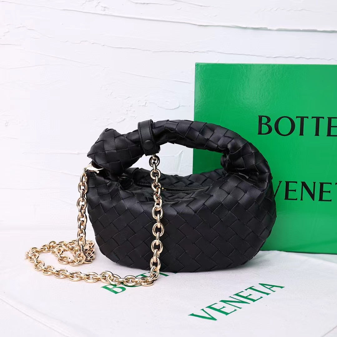 Summer Woven Croissant Knotted Clutch Light Bags