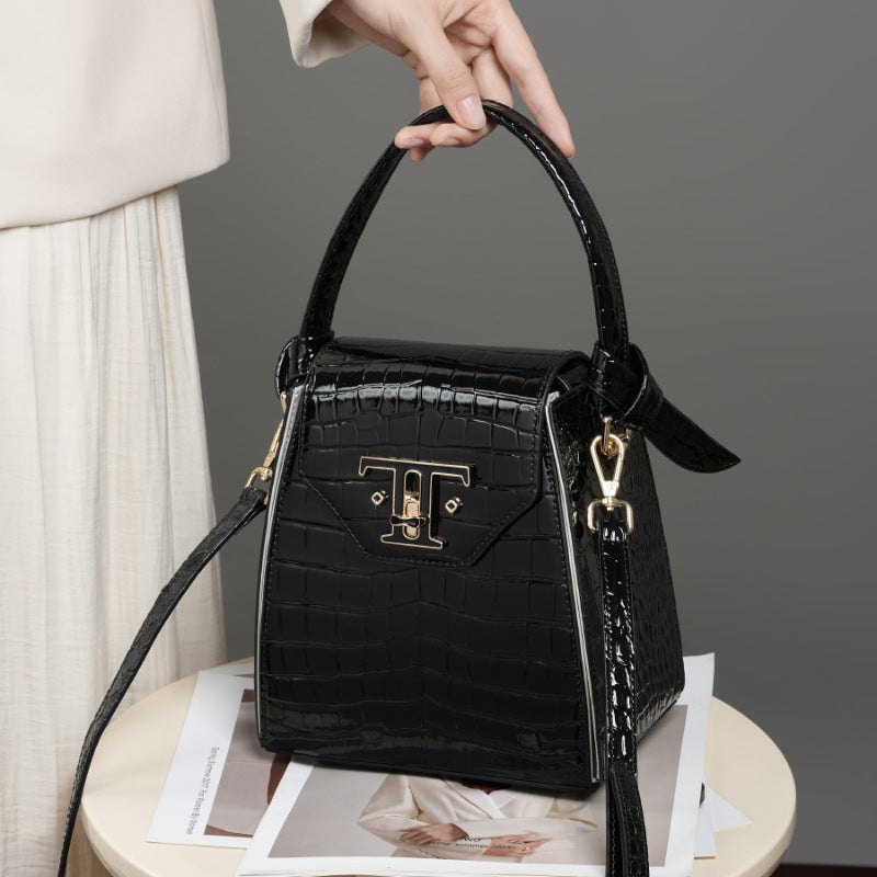 Women's Autumn Genuine Leather Design Cigarette Light Luxury High-grade Crossbody Bags