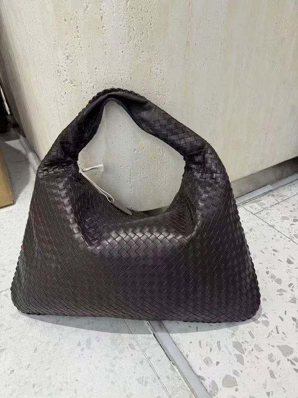 Women's Trendy Large Capacity Sheepskin Hand-woven Shoulder Bags