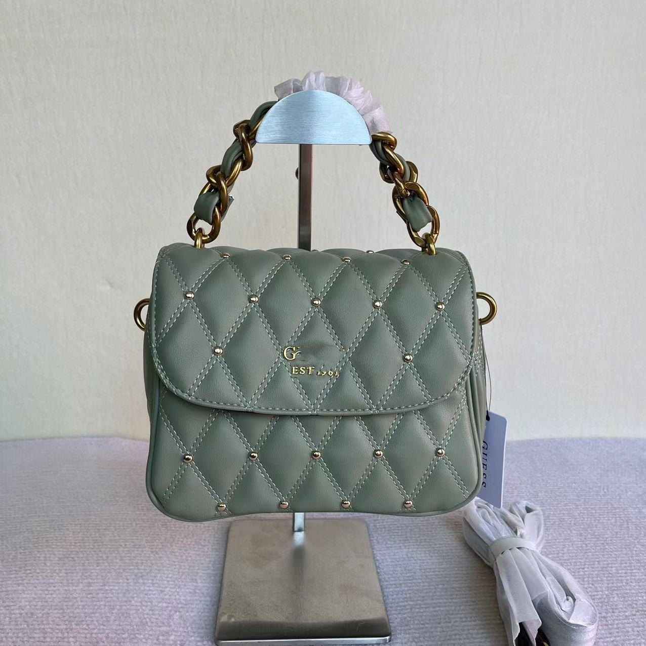 Women's Color Diamond Quilted Rivet Chain Woven Shoulder Bags