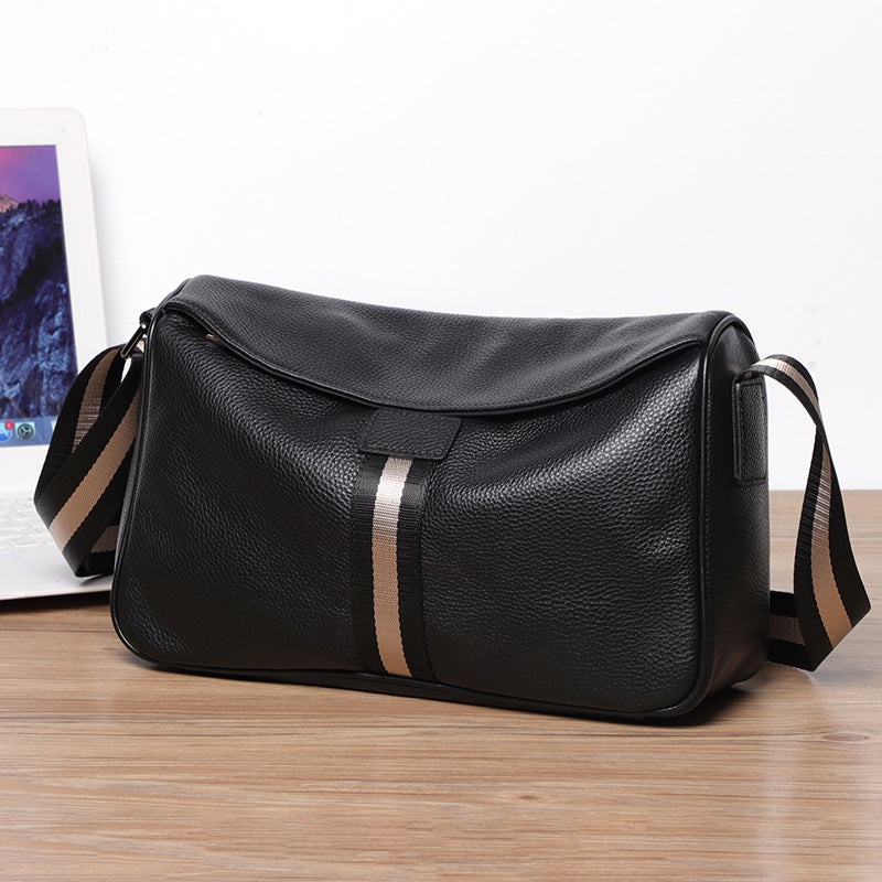 Men's Commuter First Layer Cowhide Large Capacity Men's Shoulder Bags