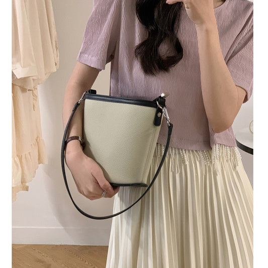 Women's Design Cowhide Leather Fashion Color Contrast Bucket Bags