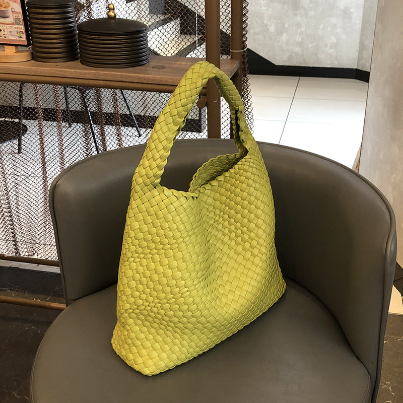 Capacity Hand-woven Female Fashion Simple Hand Bucket Bags