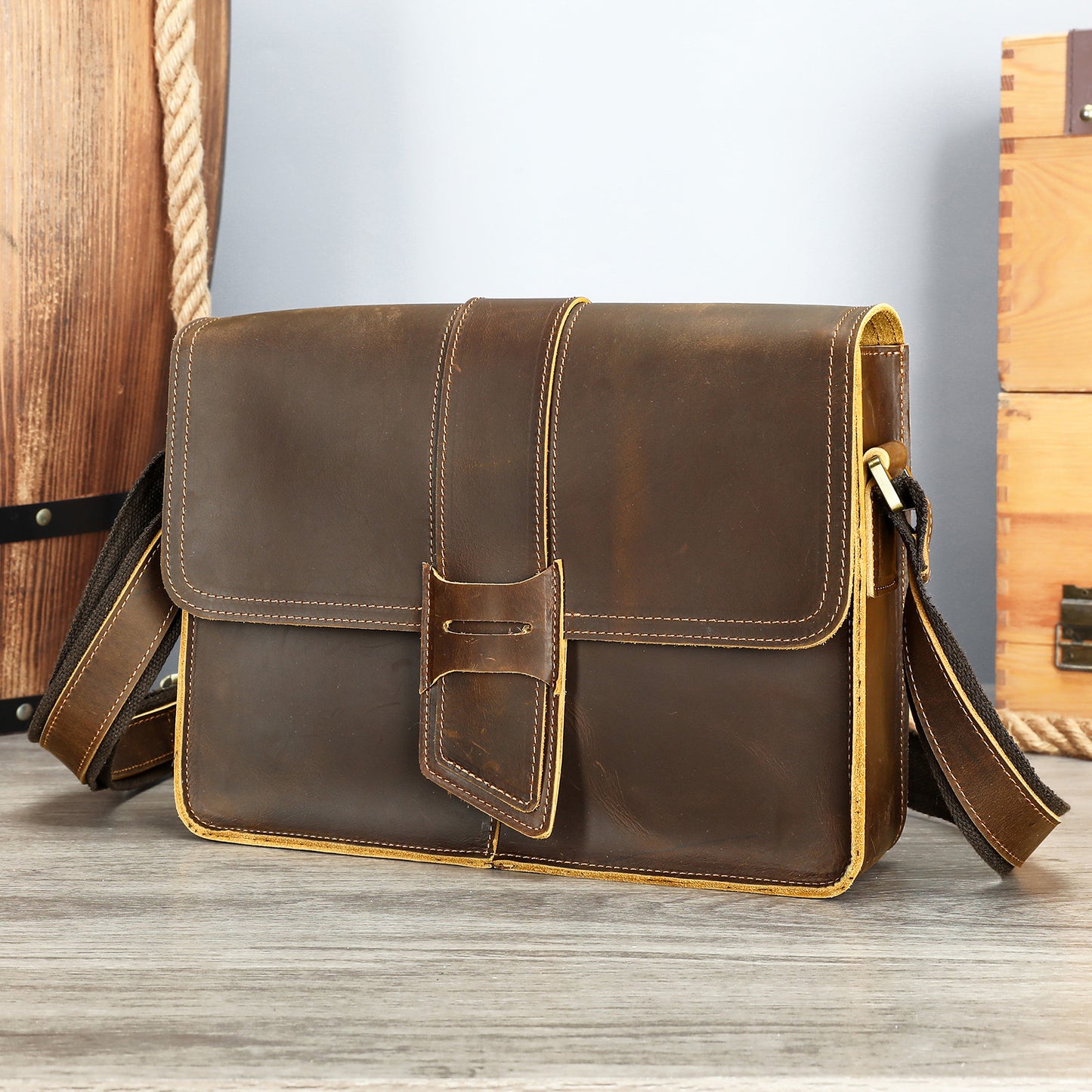 Retro Clamshell Leather First Layer Cowhide Men's Shoulder Bags