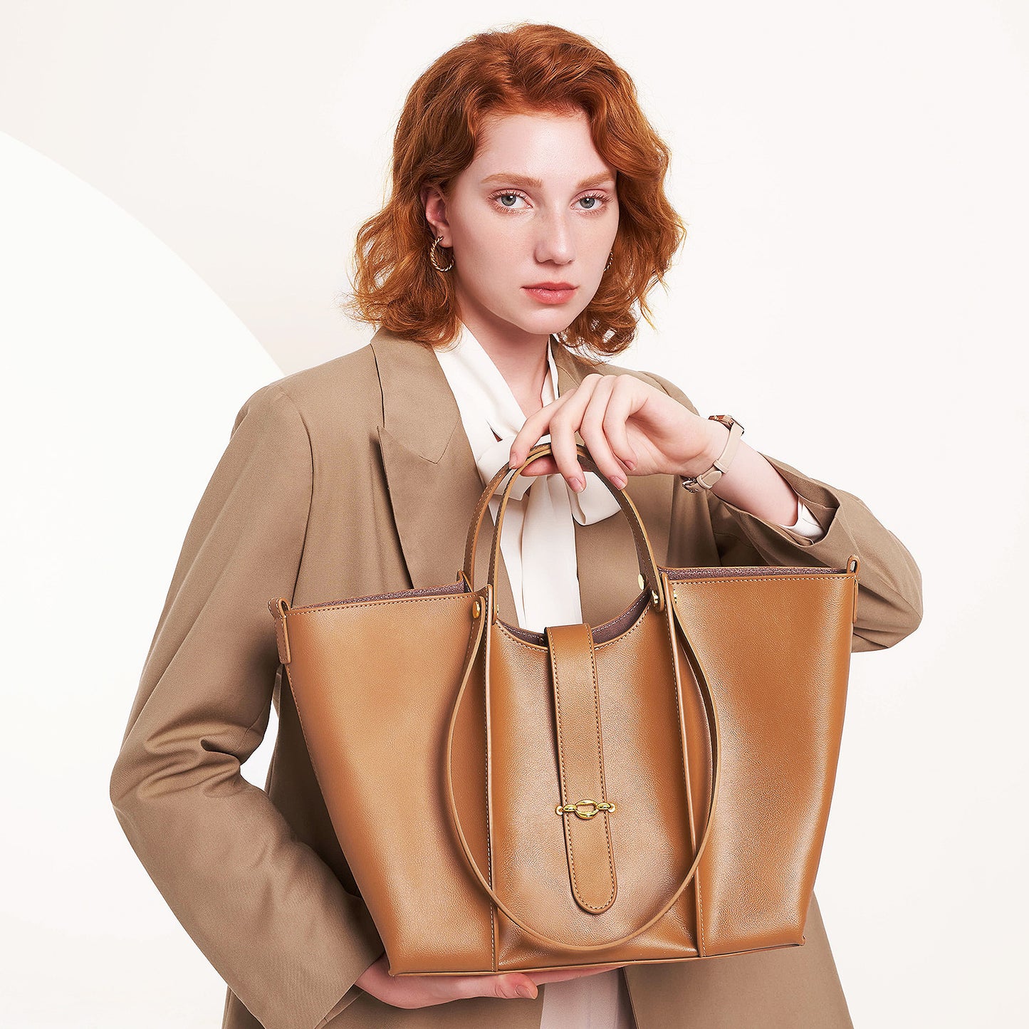 Women's Niche Cowhide Commuter Leather Large Capacity Tote Bags