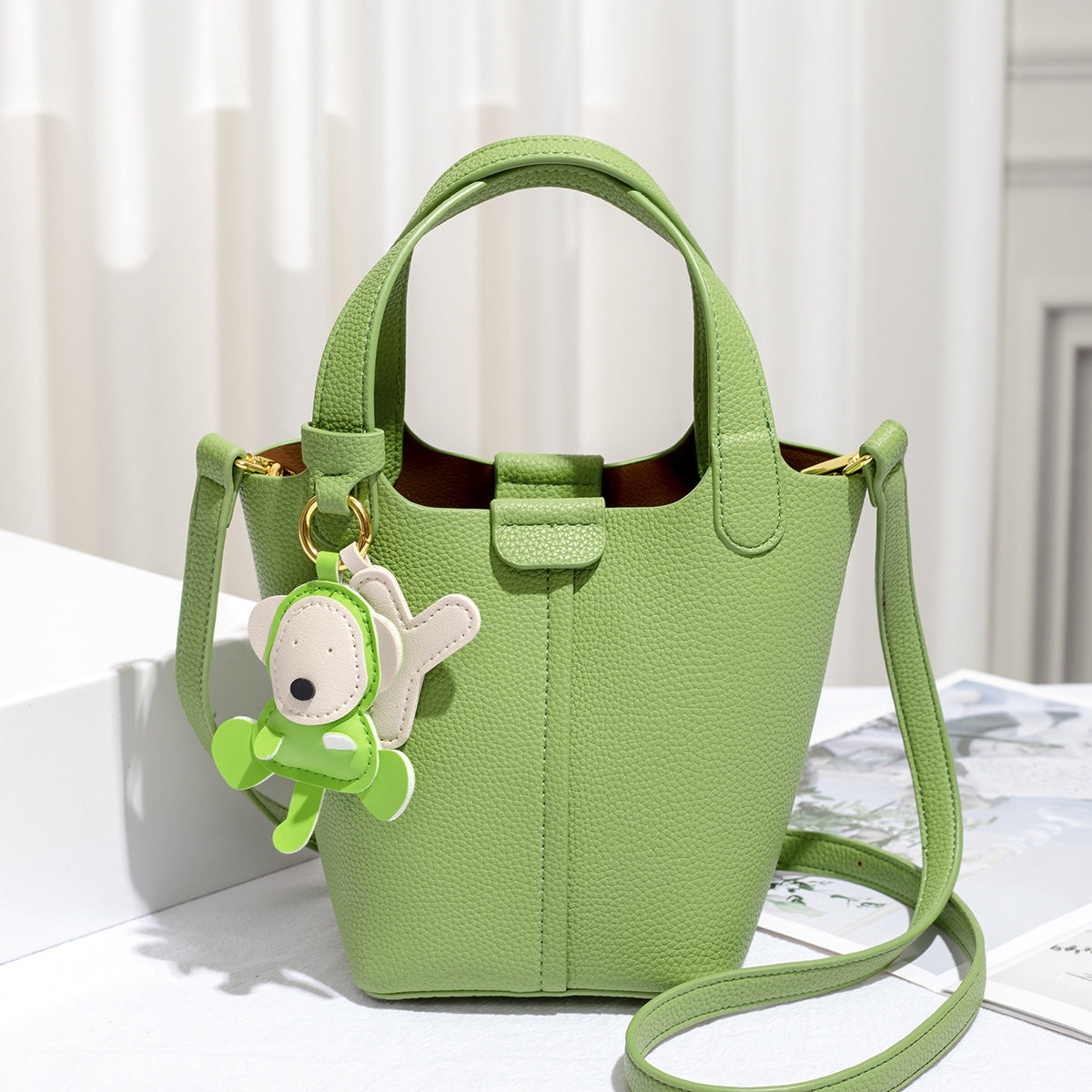 Women's High Sense Vegetable Basket Cowhide Texture Shoulder Bags