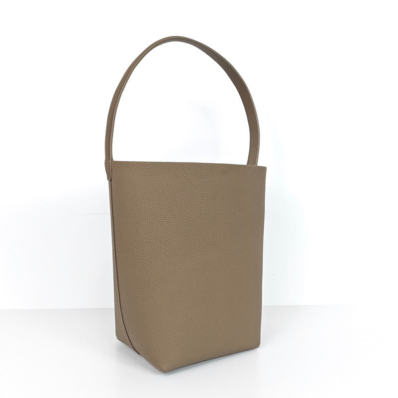 Women's Layer Cowhide High-grade Large Capacity Minimalist Bucket Bags
