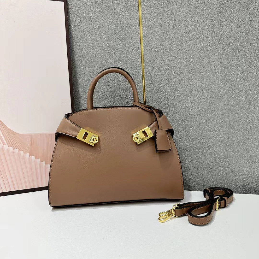 Women's Fashion Design Large Capacity Shell Tote Bags