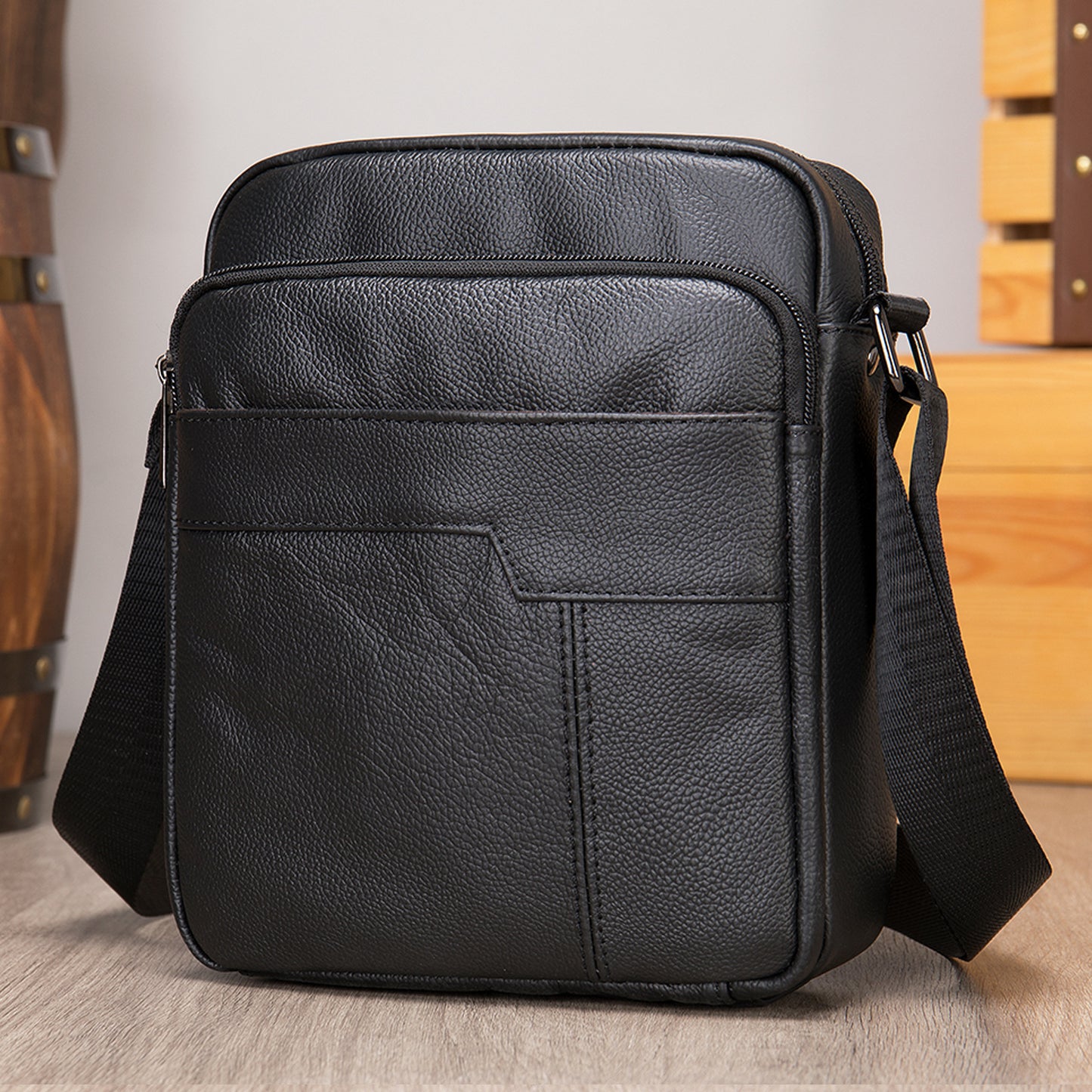 Men's First Layer Cowhide Leather Soft Men's Messenger Bags