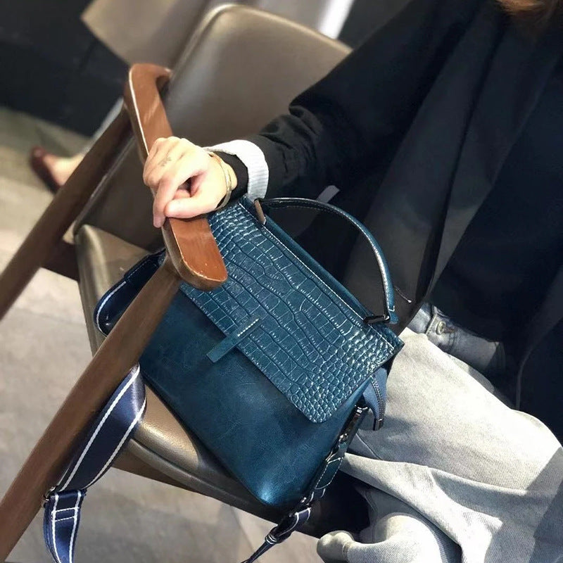 Women's Leather Fashion Crocodile Pattern Shell Versatile Shoulder Bags