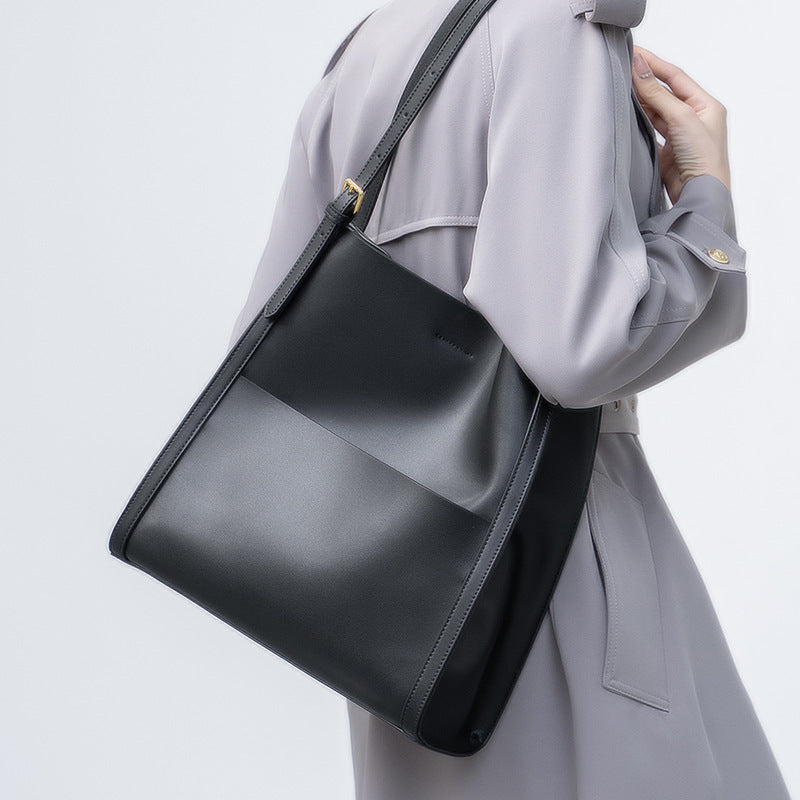 Women's Cowhide Large Capacity Fashion Genuine Leather Shoulder Bags
