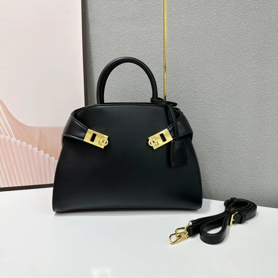 Women's Fashion Design Large Capacity Shell Tote Bags