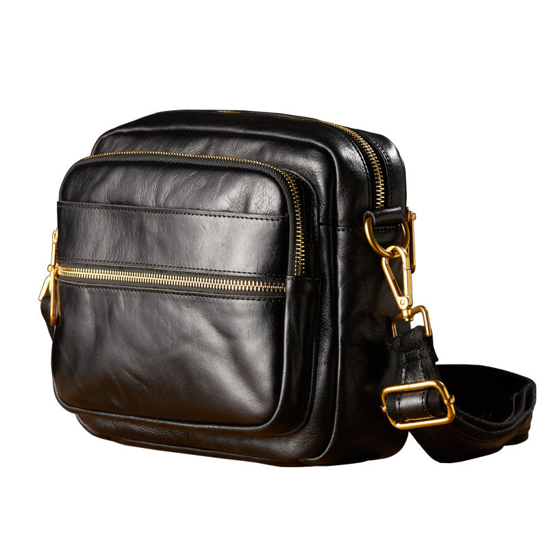 Men's Handmade Retro First Layer Vegetable Tanning Men's Shoulder Bags