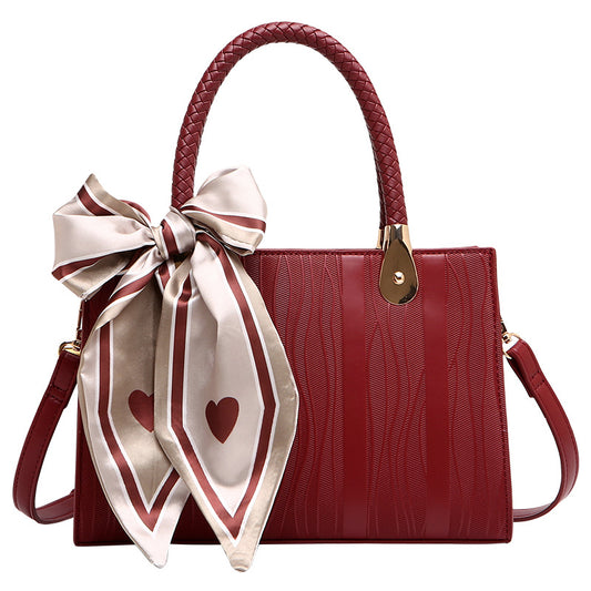 Women's Popular Textured Fashion Generous Commuter Handbags